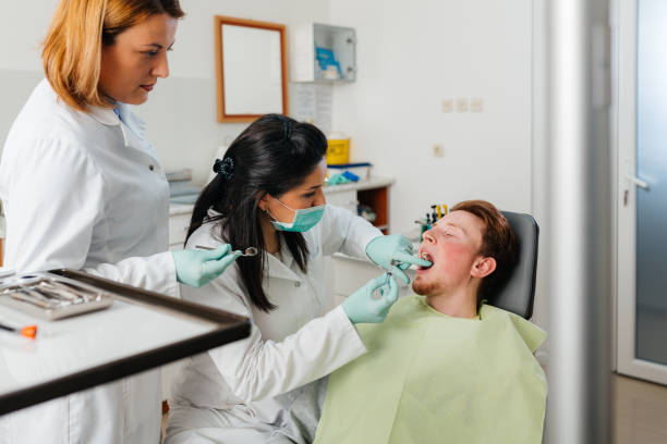  New Martinsville, WV Emergency Dentist Pros